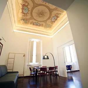 https://luciano-monti-apartment.it-romehotels.com